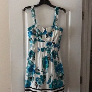 Ladies dress
